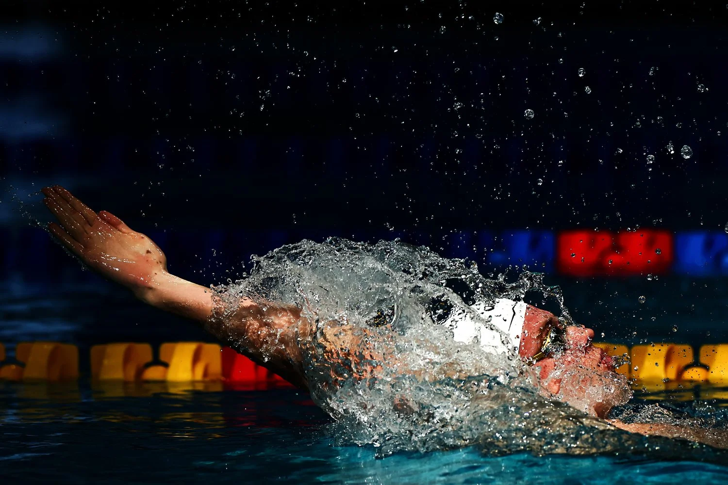  SINGAPORE, SINGAPORE - NOVEMBER 01: Leon Marchand of France swims the backstroke leg in the men’s 200m individual medley heats during day two of the World Aquatics Swimming World Cup 2024 Singapore Stop at the OCBC Aquatic Centre on November 01, 202