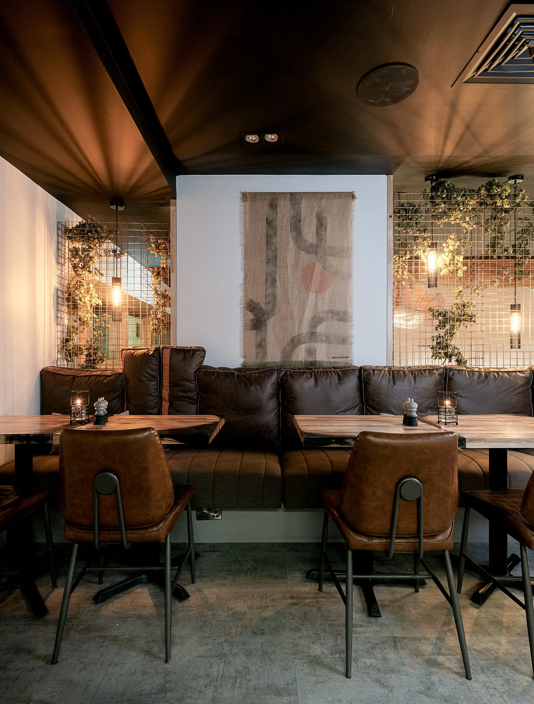 Brickyard Gastropub Interior-4.jpg