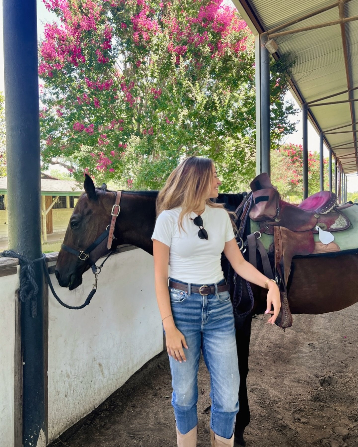 Giddy up! We&rsquo;re riding out to the Pink Pony Club 💕