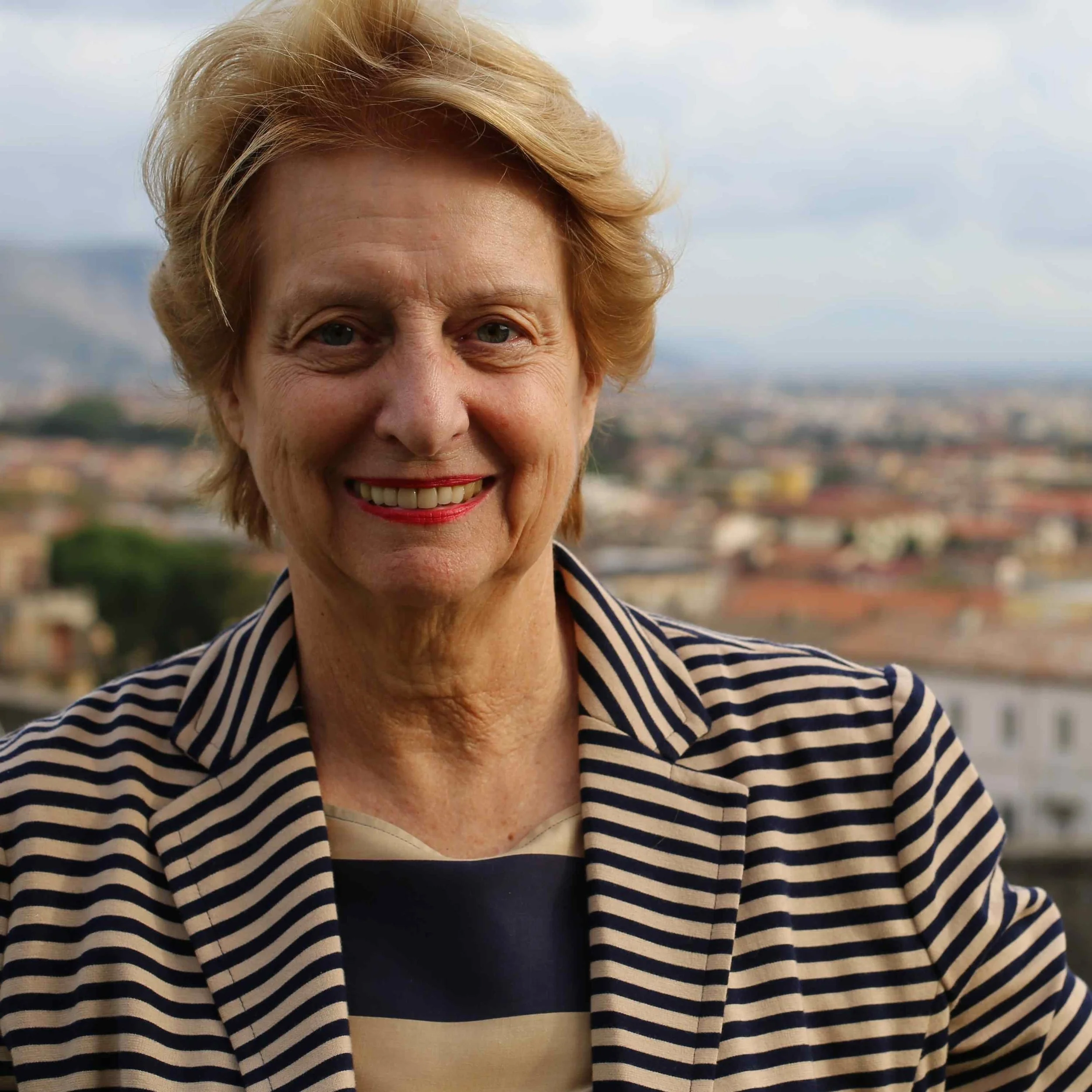 Eugenie L. Birch, FAICP * @Genie_Birch The Lawrence C. Nussdorf Professor of Urban Research, School of Design, University of Pennsylvania