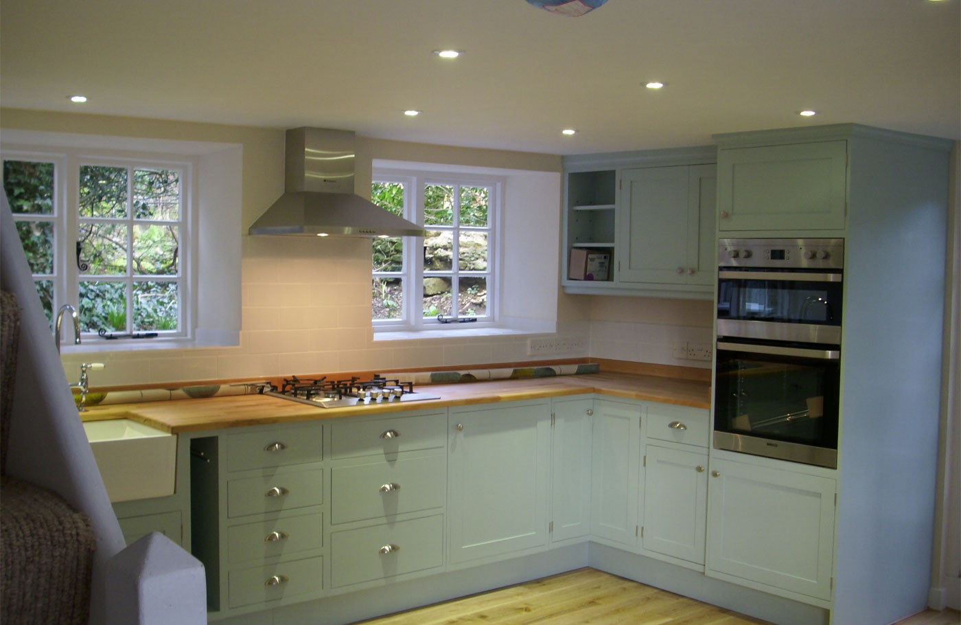 Kitchens The kitchen is the heart of the home, making kitchen refurbishment a common project for us. Both John and Michael’s primary profession is carpentry so they are both passionate about creating high quality custom built units or installing prefabricated kitchen systems. R. D. Challis and Sons’ good relationships with material suppliers and joinery companies ensure they can acquire premium materials and kitchen systems.