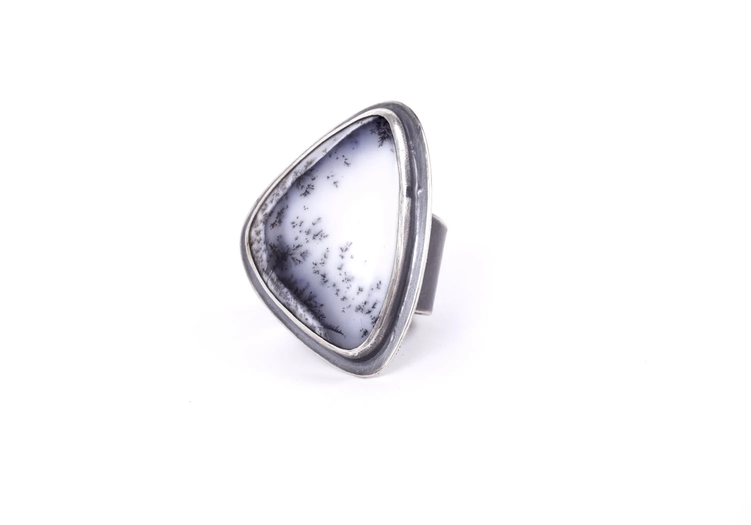 Dendritic opal ring