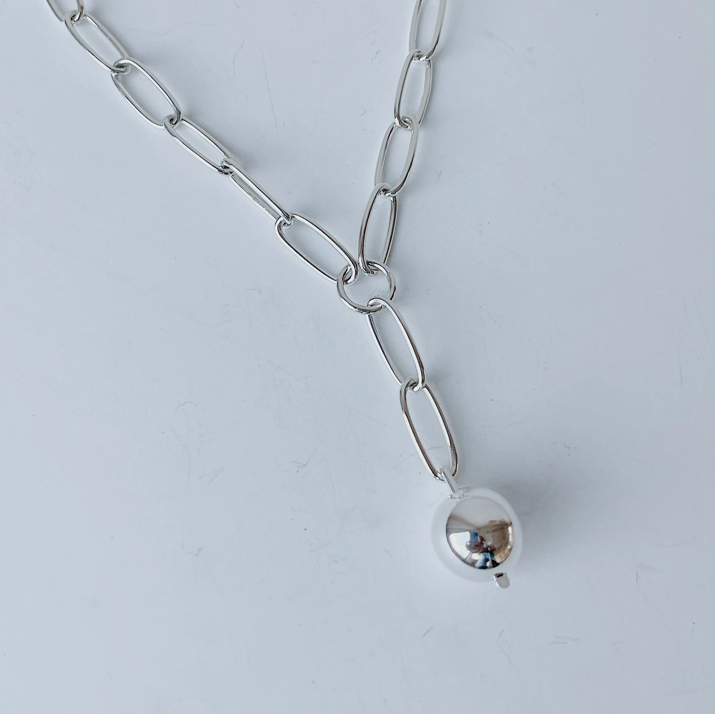 3B89C7DB-CC99-4F46-83D8-7559217C4348