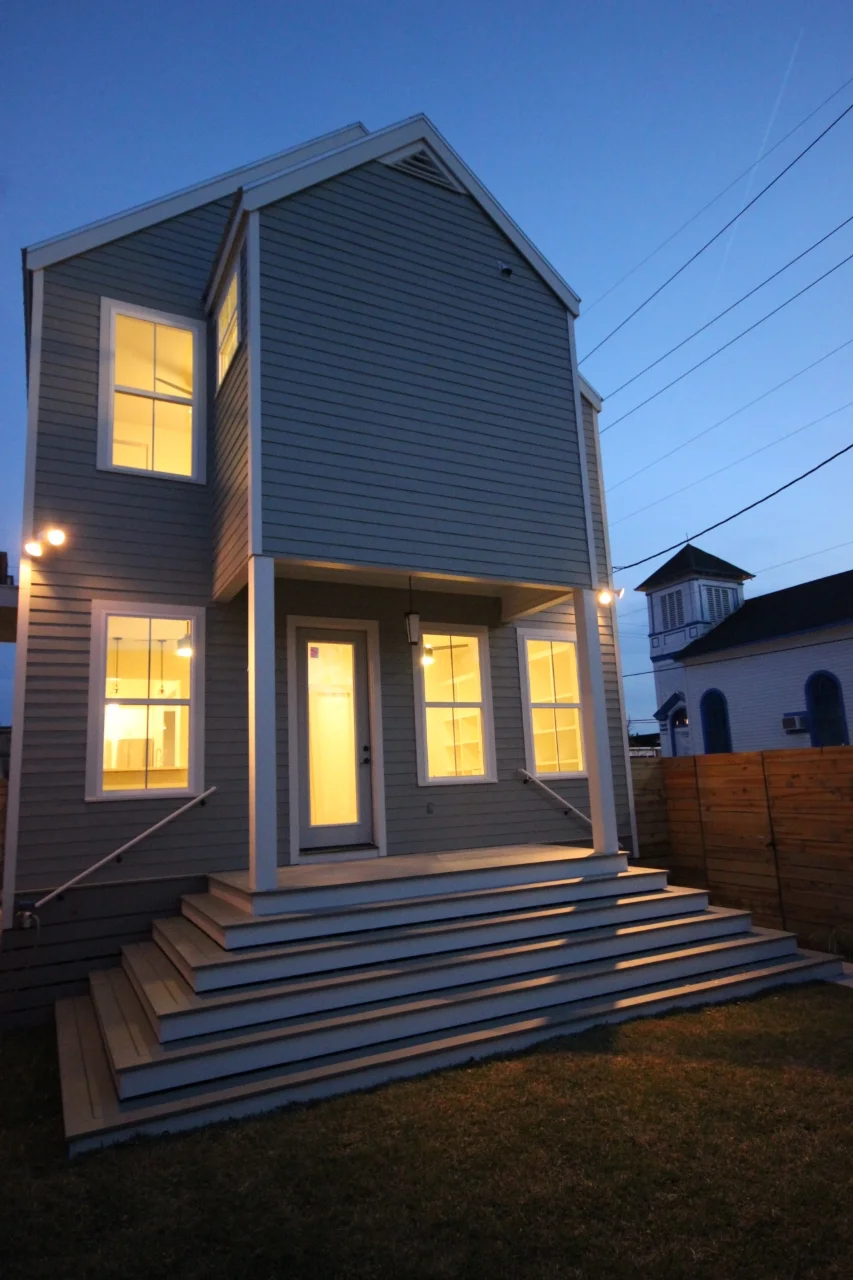 CORNER COTTAGE - REAR PORCH