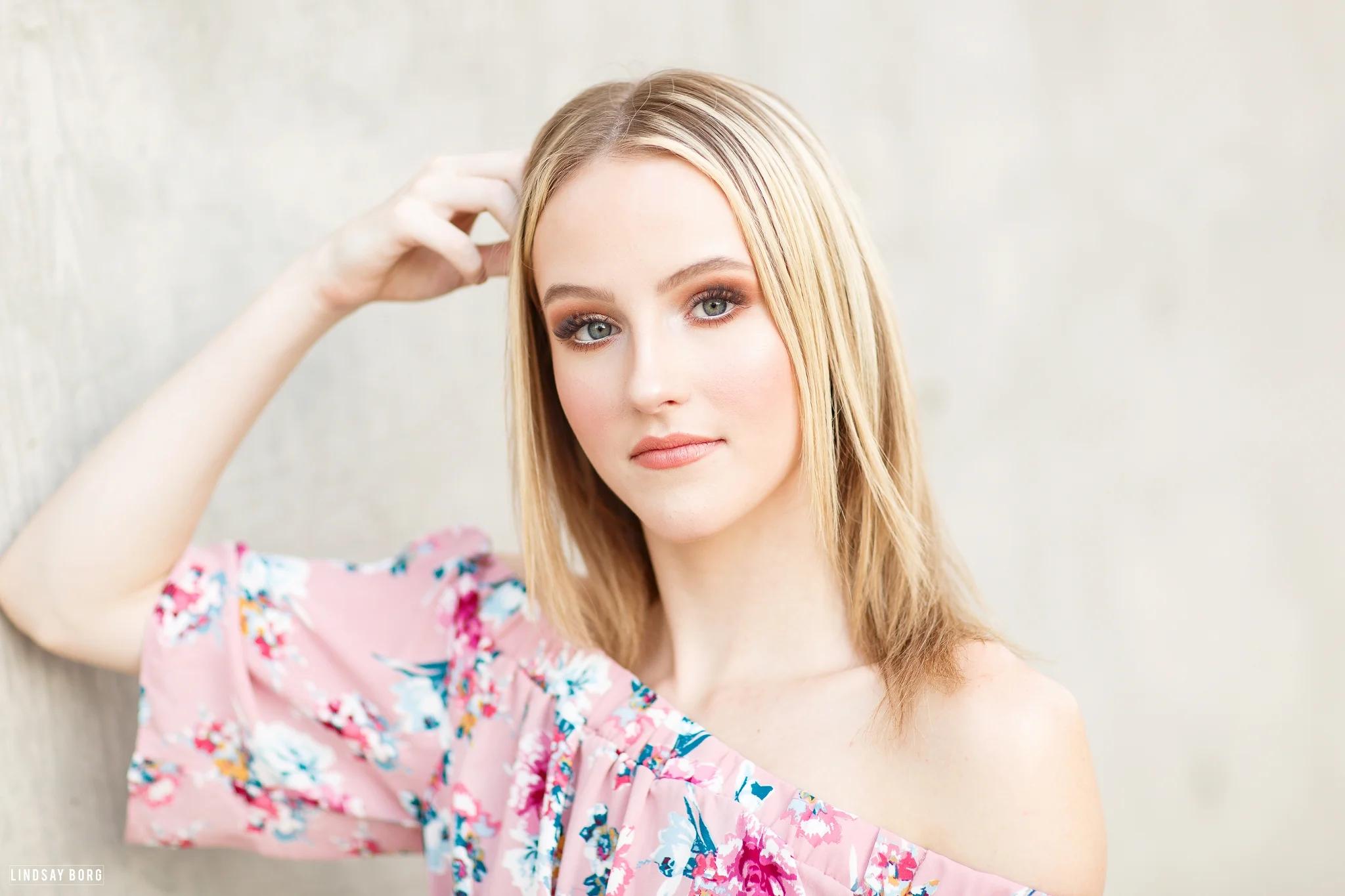 Lindsay-Borg-Arizona-Senior-Portraits (45).jpg