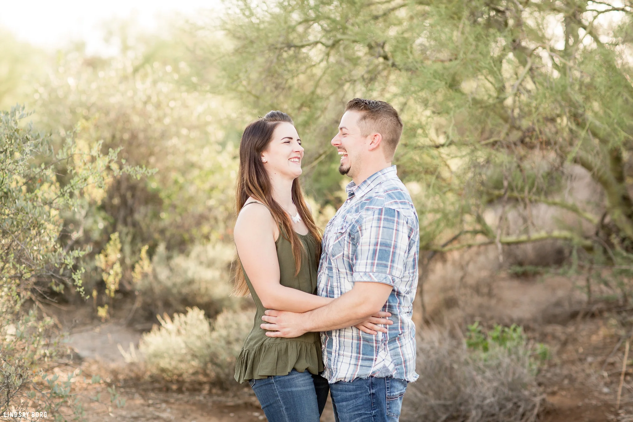 Lindsay-Borg-Photography-Arizona-engagement-photographer-lost-dutchman (10).jpg