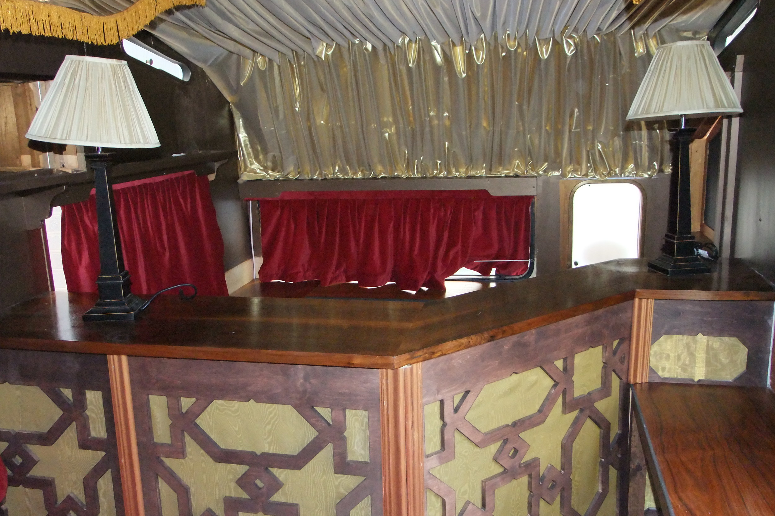 Caravan Bar