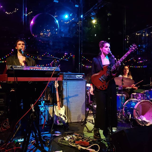 Keeping us dancing all night @teentheband @clubonesavannah #happystopover #savstopover