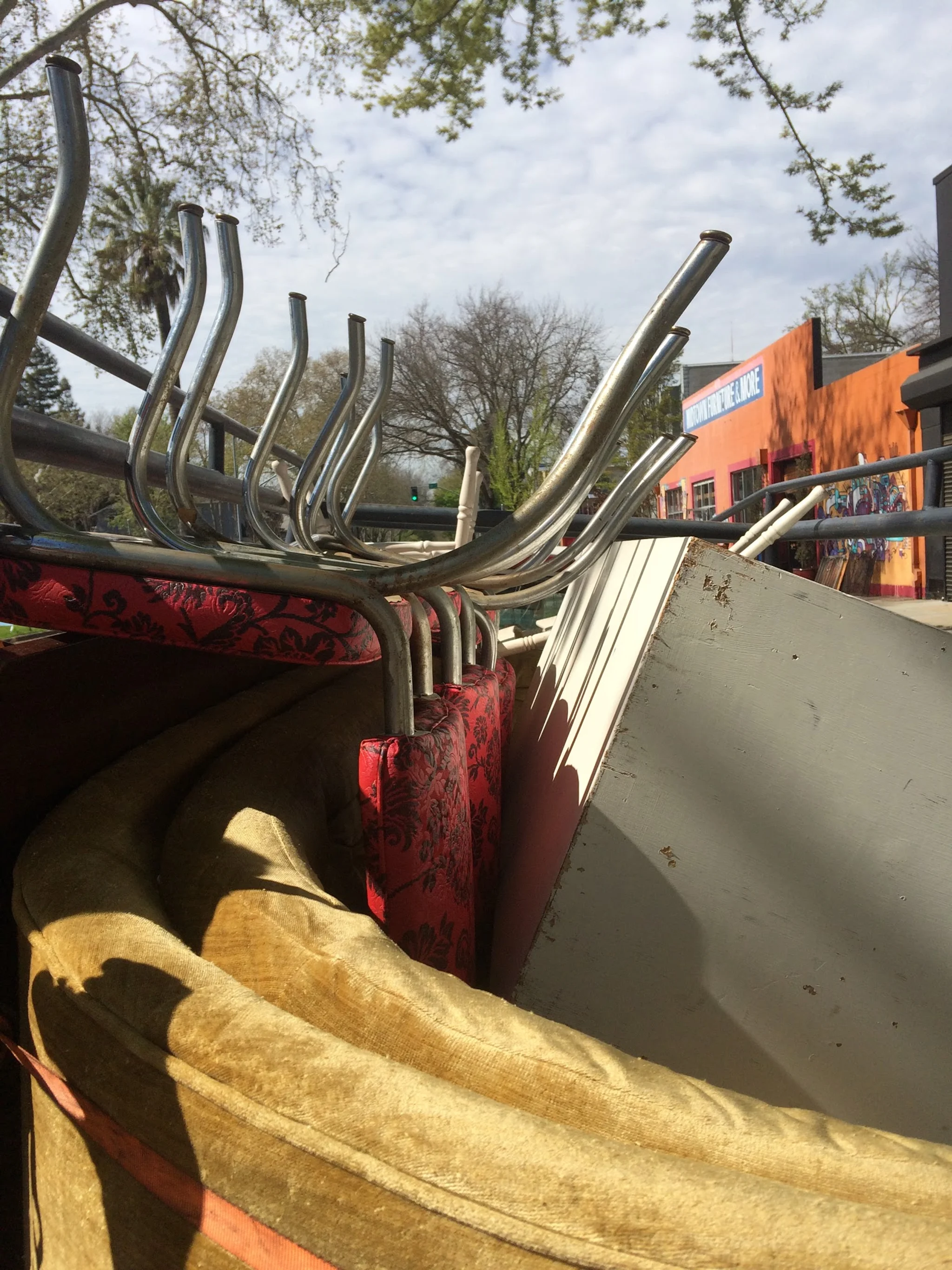 Sacramento Furniture Finds!