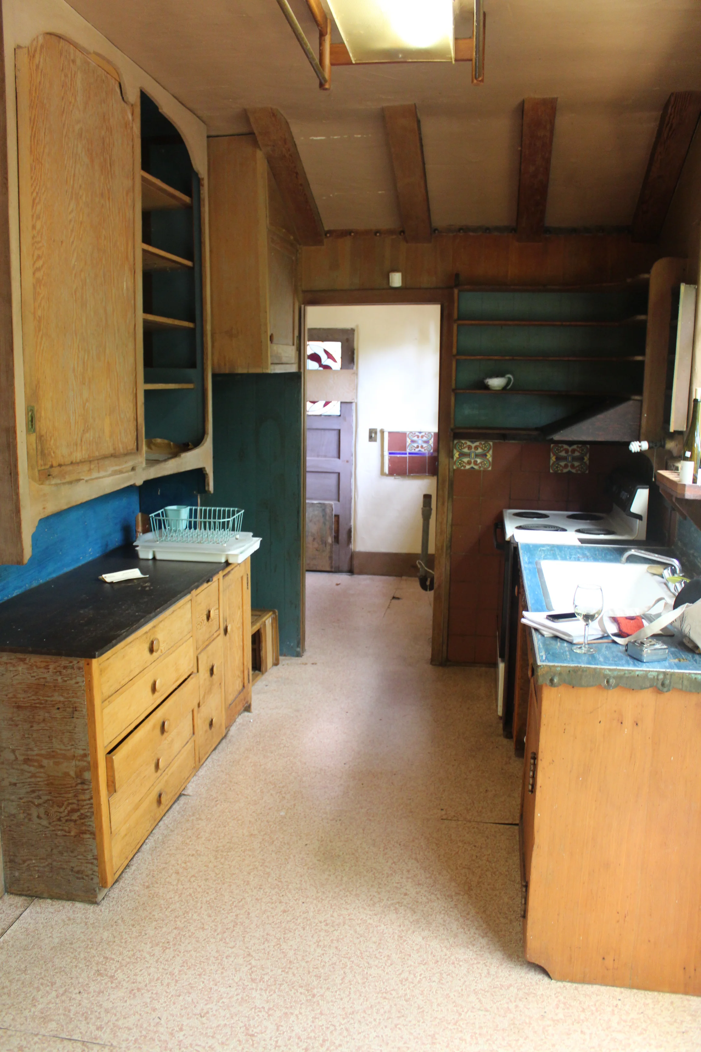 Kitchen - Before