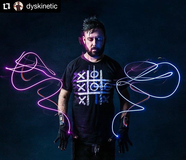 Beautiful! Kris is one of our most prolific and also most rock 🤘😎🤘glovers

#Repost @dyskinetic
&bull; &bull; &bull; &bull; &bull; &bull;
Another one of @josefatorresphotography amazing images of the mi.mu gloves in action, for which I take no cred