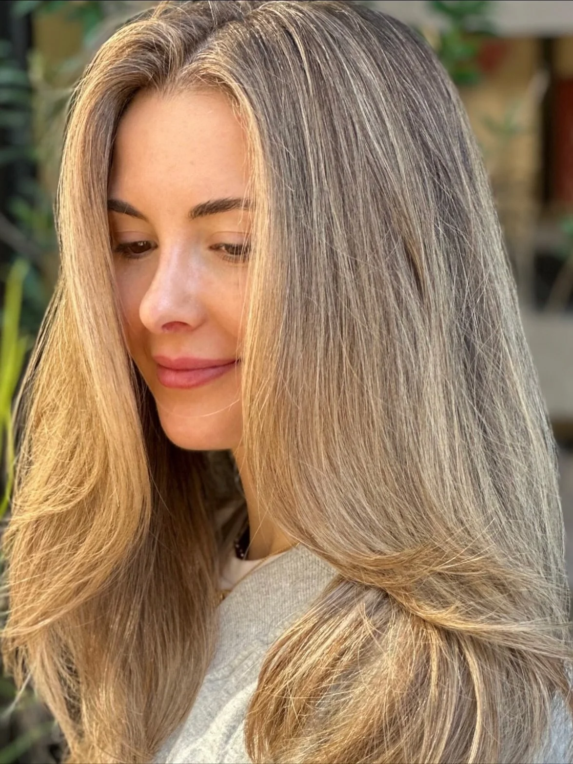 Jazmine taking care of blondes at midtown💫

#joseluissalonboutique #holidayhair #austinhairstylist