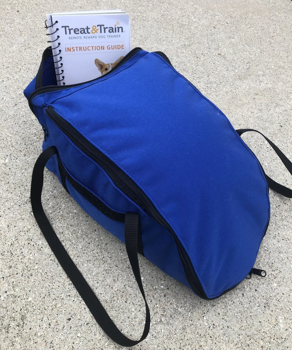 Manners Minder Treat and Train Carrying Case — TugAwayCuwin