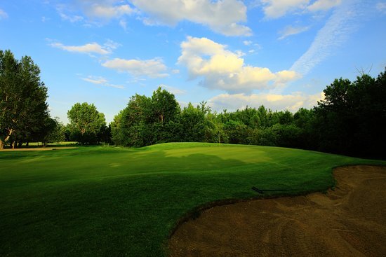 Edmonton Garrison Memorial Golf Club