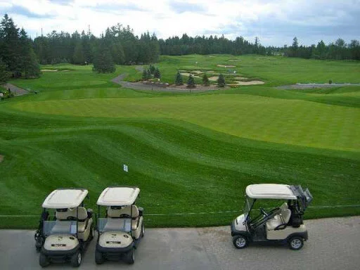 Canadian Golf & Country Club 