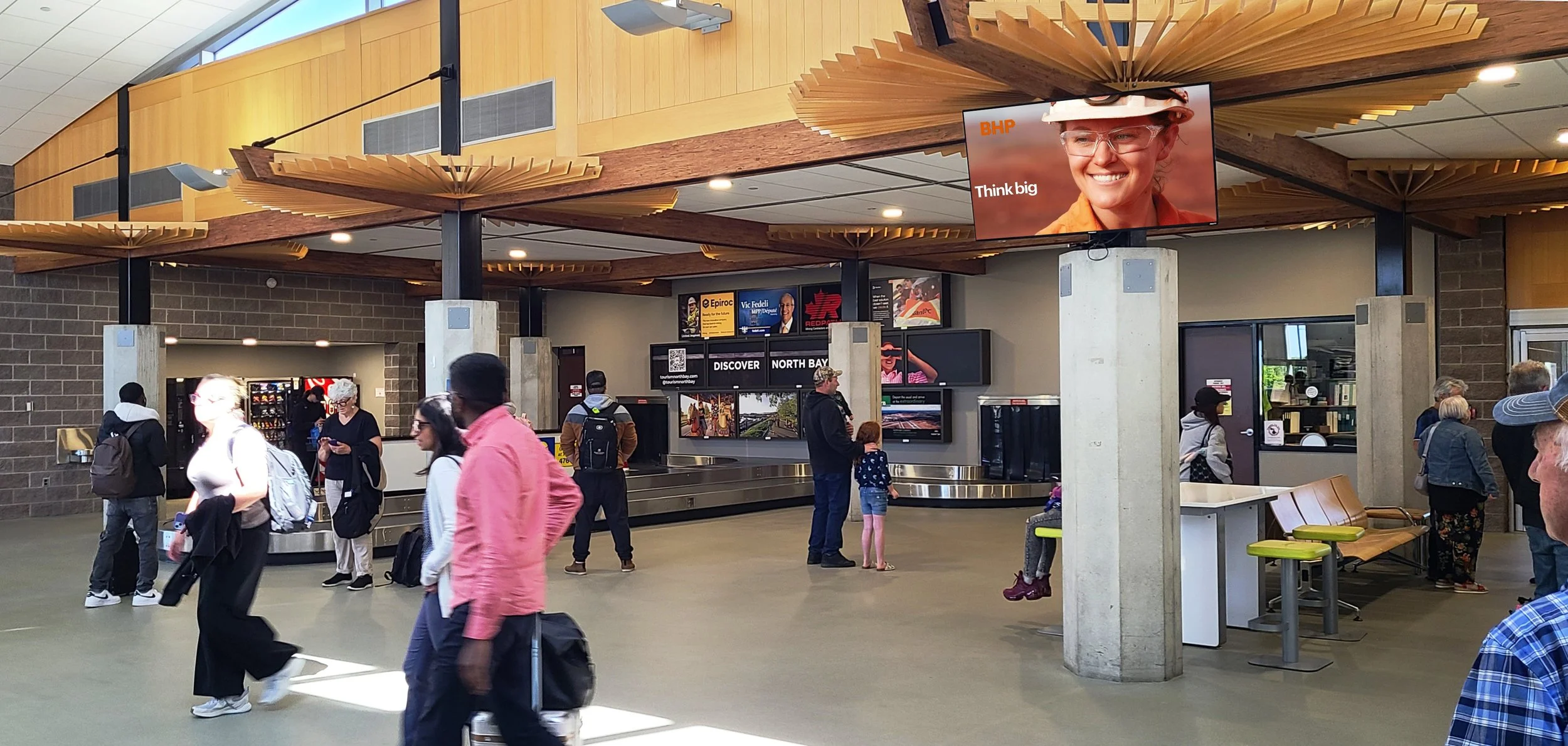 North Bay Jack Garland Airport (YYB)