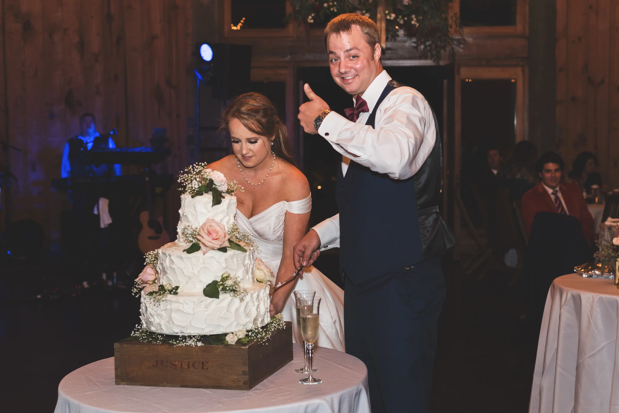 2018Wedding_Amber&CarsonRay_blog-147.jpg