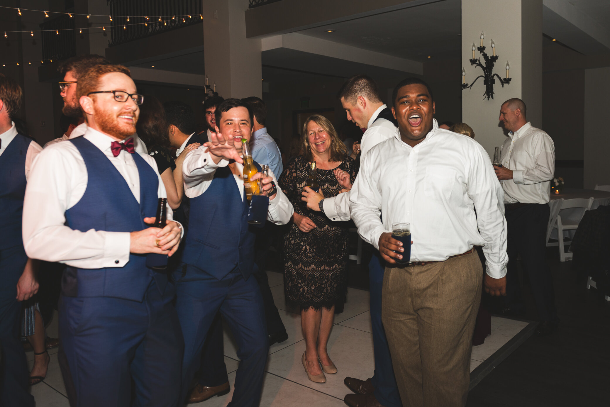 2019_Wedding_Jason&ShelbyMohn_blog-1029.jpg