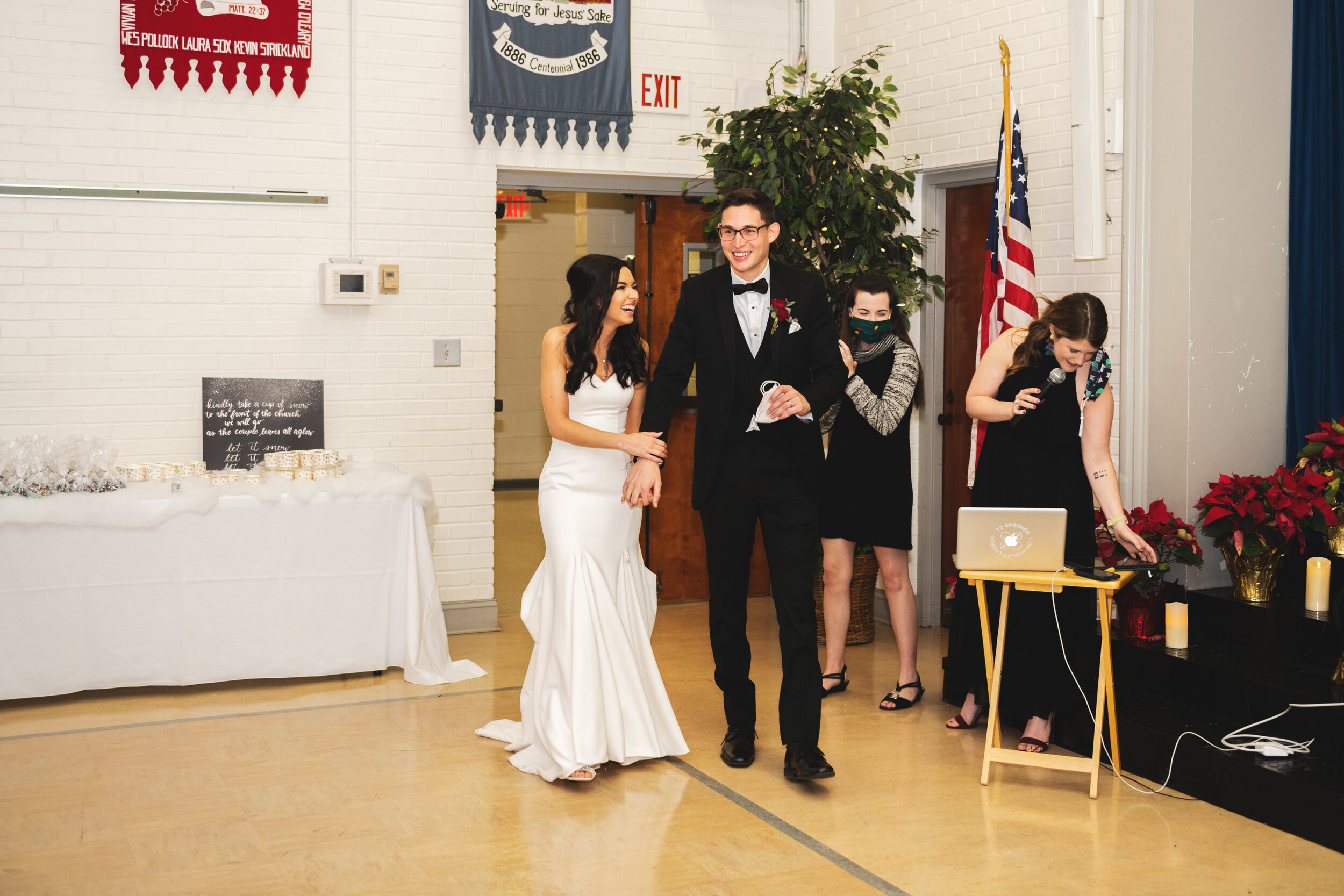 2020_Wedding_Jason&BrittanyRaven-676.jpg