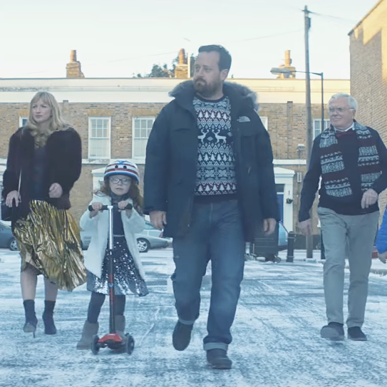 Littlewoods Christmas Advert 2016 - The Christmas Walk 40"