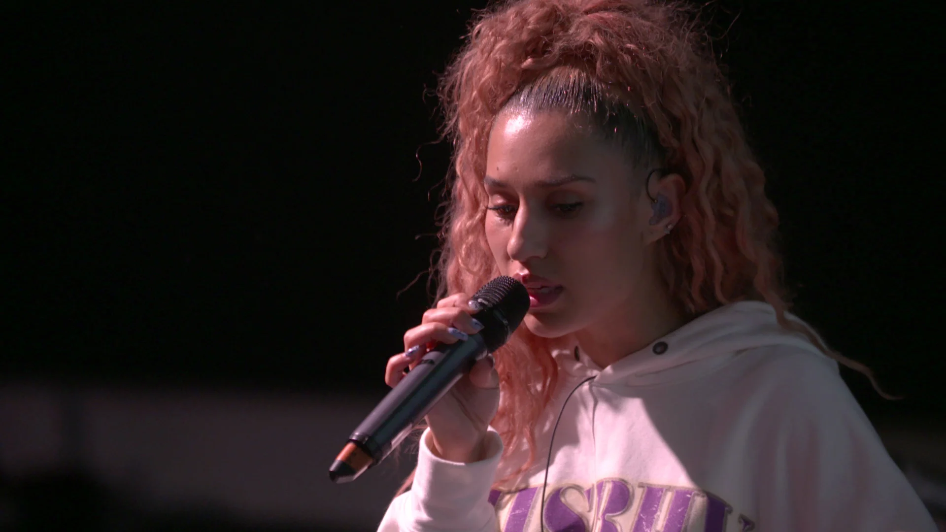Close up on Raye.jpg