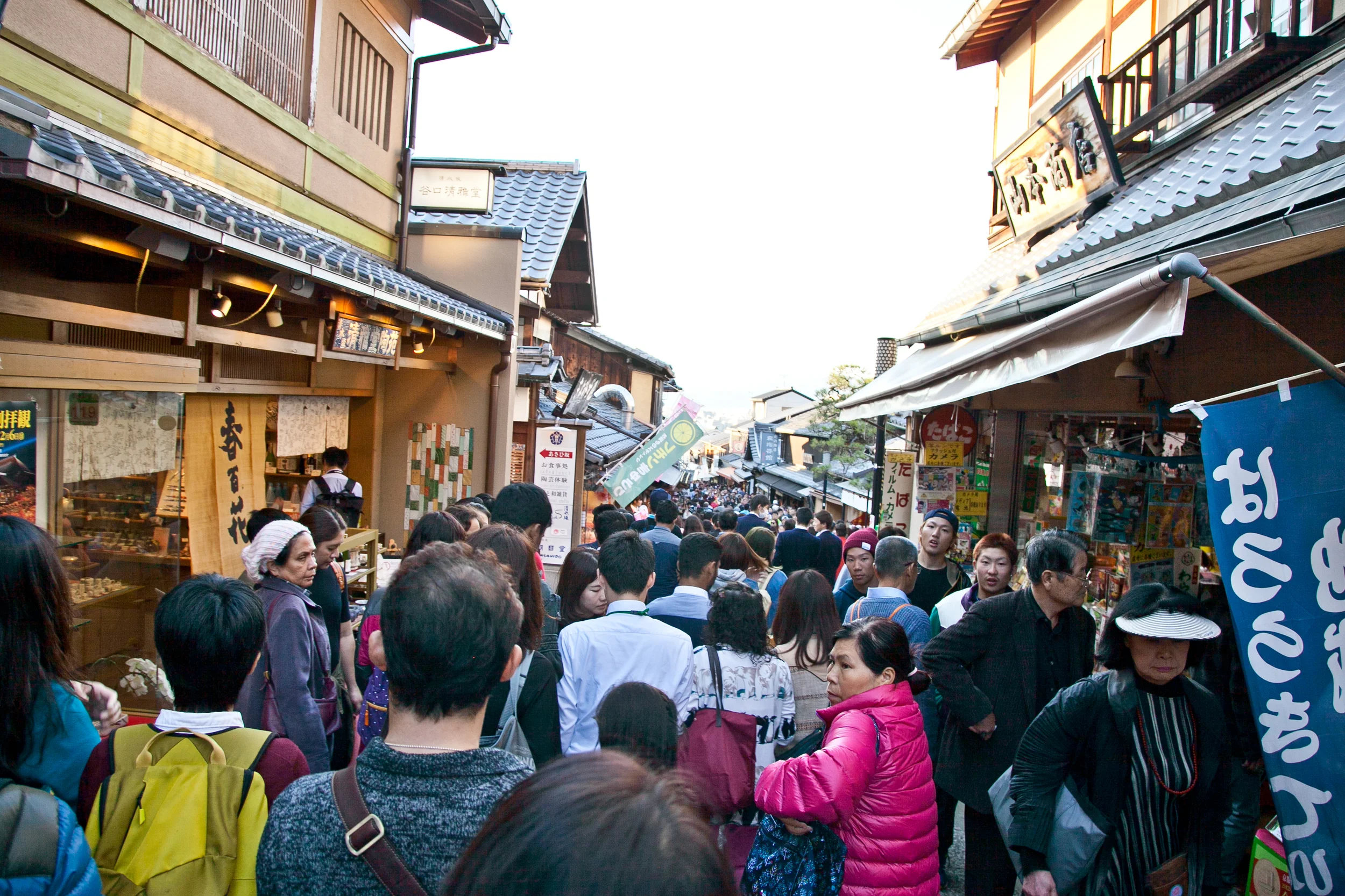 During the peak season of spring and fall, the streets of Higashiyama are packed with tourists & locals