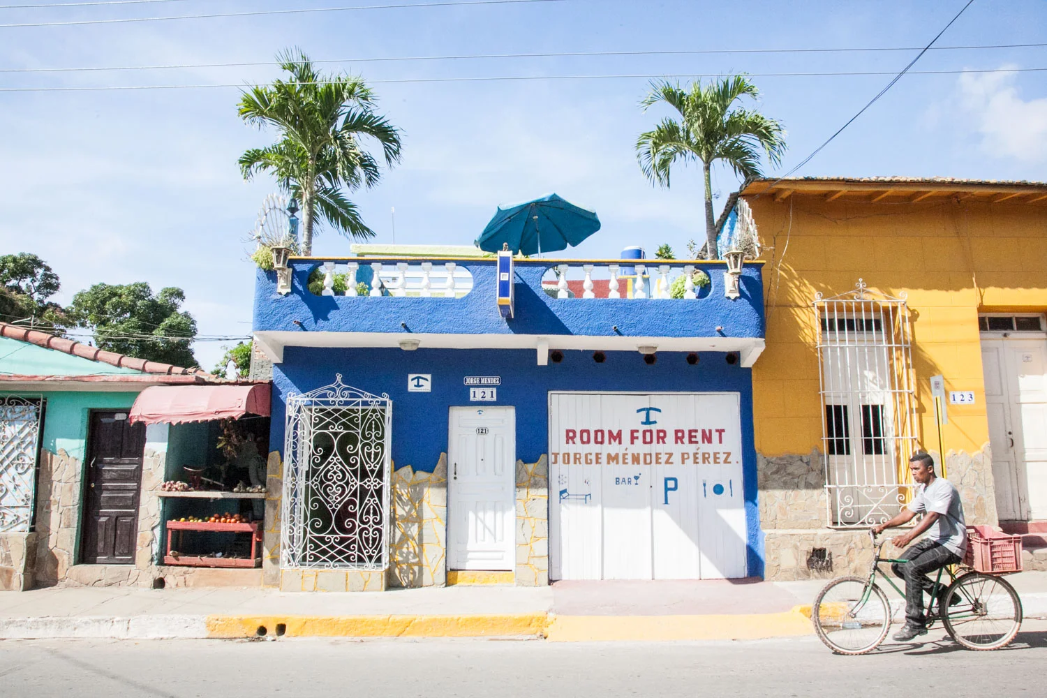 The outside of a local casa in Trinidad