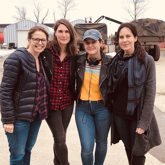 Fantastic #femalefilmmakerfriday over here at Supergirl! Two crazy talented writers with their fierce directors. @supergirlcw #writers #directors