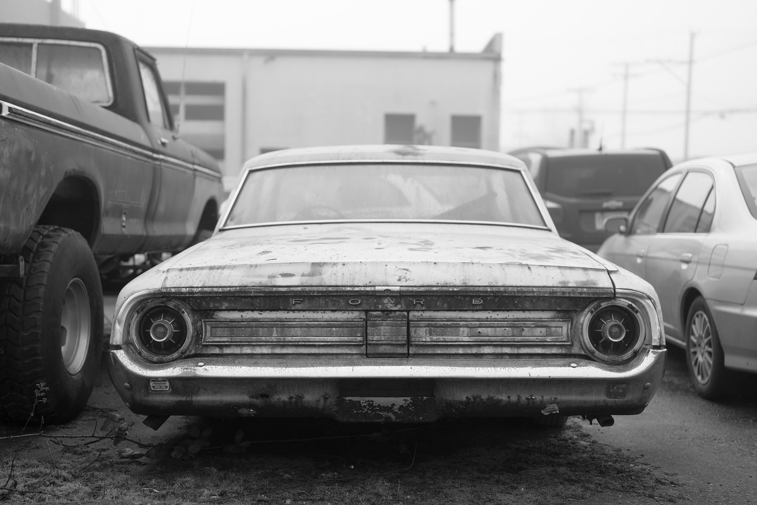An old vintage Ford. Sample image from a Sony A7 V and Sony FE 50mm f/1.4 GM.