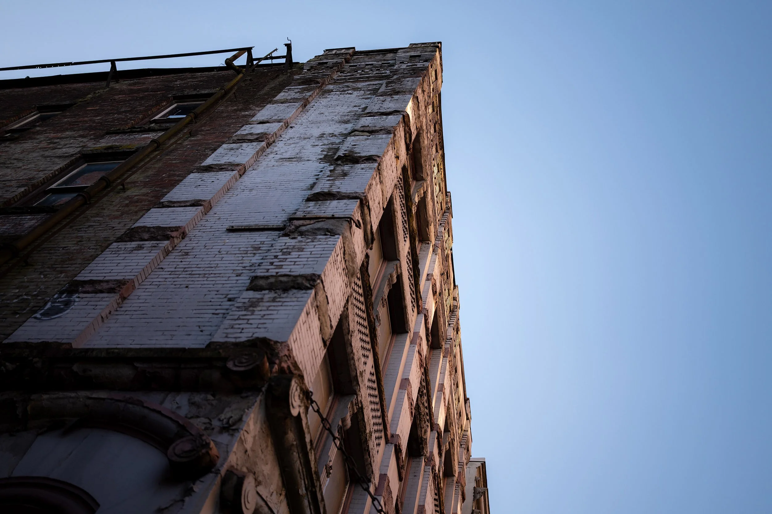 An old building in Gastown, Vancouver. Sample image from a Leica SL3-P and Sigma 35mm f/1.4 DG II Art.