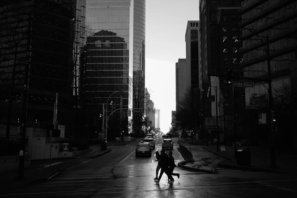 street-photography-with-the-nikon-zf-and-voigtl-nder-nokton-40mm-f-1-2