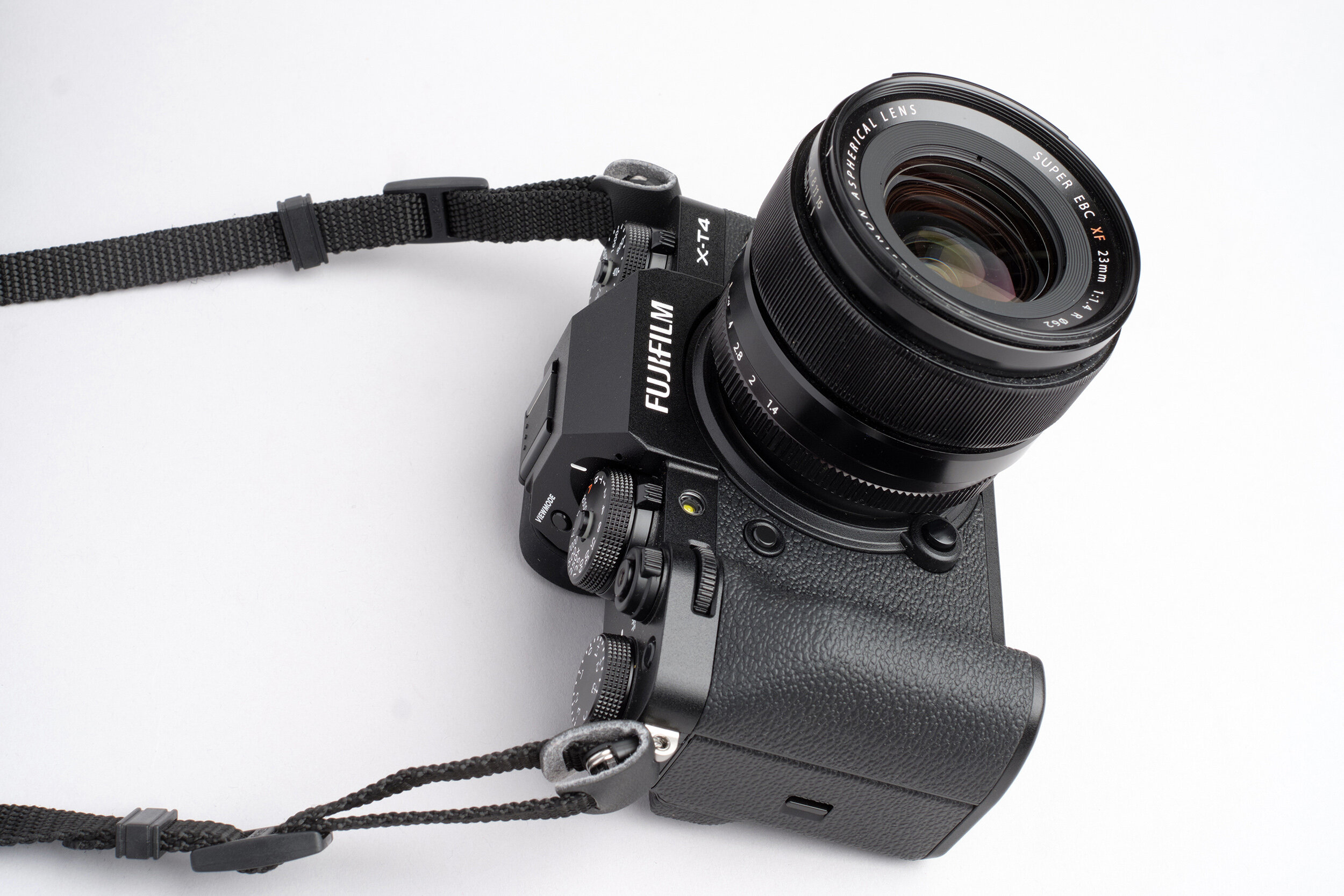Moderniseren werknemer Vertrappen Fujifilm X-T4 Review | 5050 Travelog