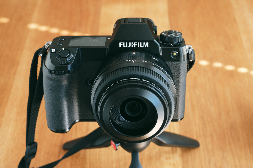 schot Penelope vocaal Fujifilm GF 50mm f/3.5 R LM WR Review | 5050 Travelog