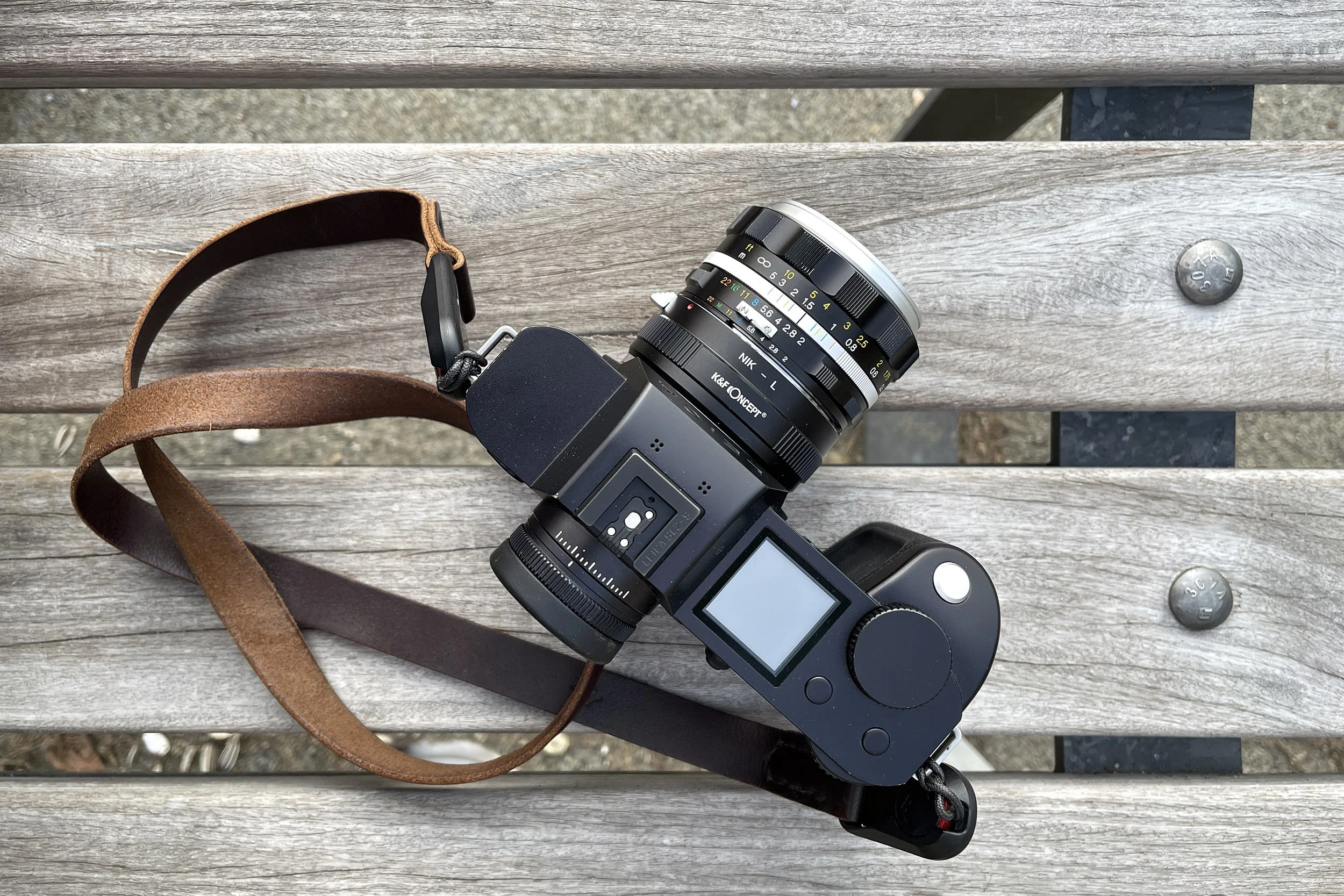 A Review of the Voigtländer Ultron 40mm f/2 SL IIs on the Leica SL2-S
