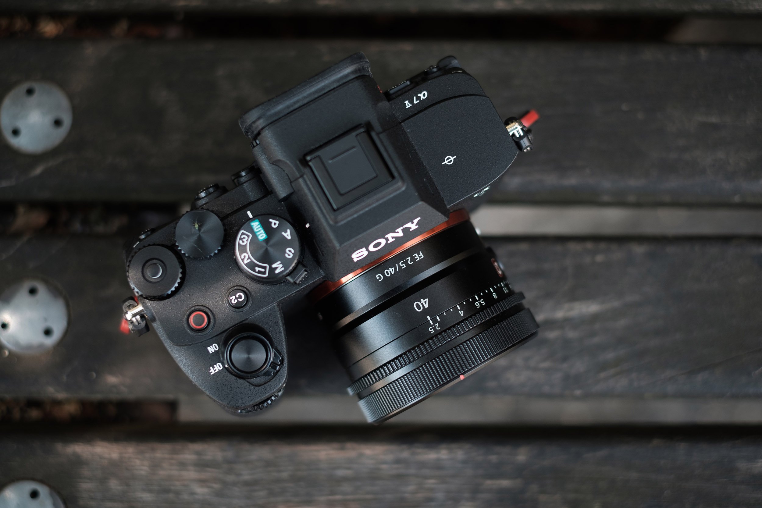 The Sony FE 40mm f/2.5 G mounted on a Sony A7 V