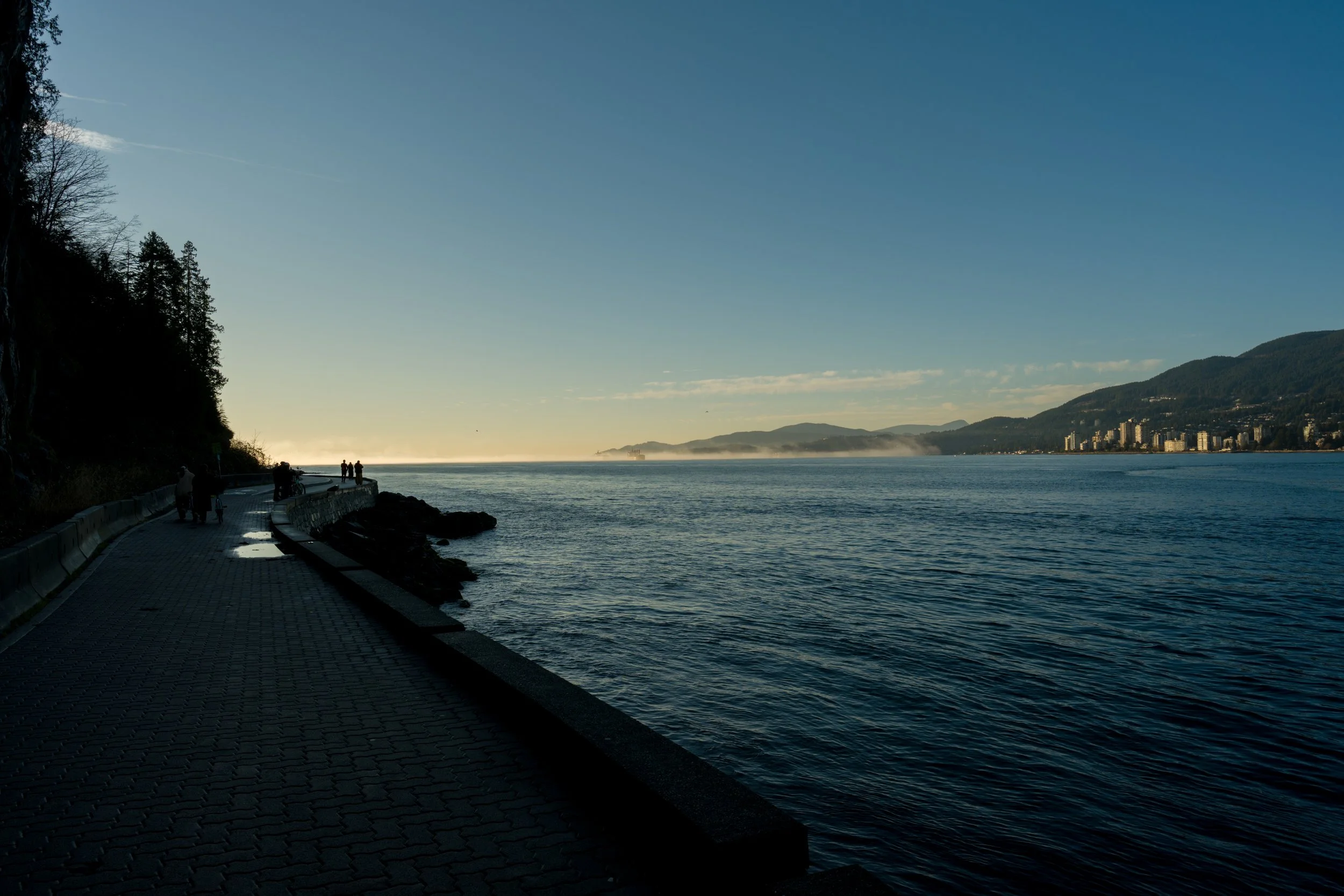 Stanley Park Sewall and English Bay in Vancouver. Sample image from a Sony FE 24mm f/1.4 GM and Sony A7 V.