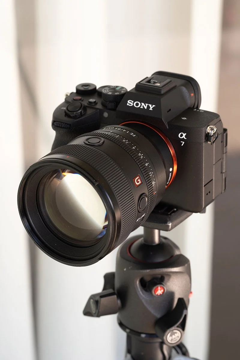 Sony FE 85mm f/1.4 GM II mounted on a Sony A7 V