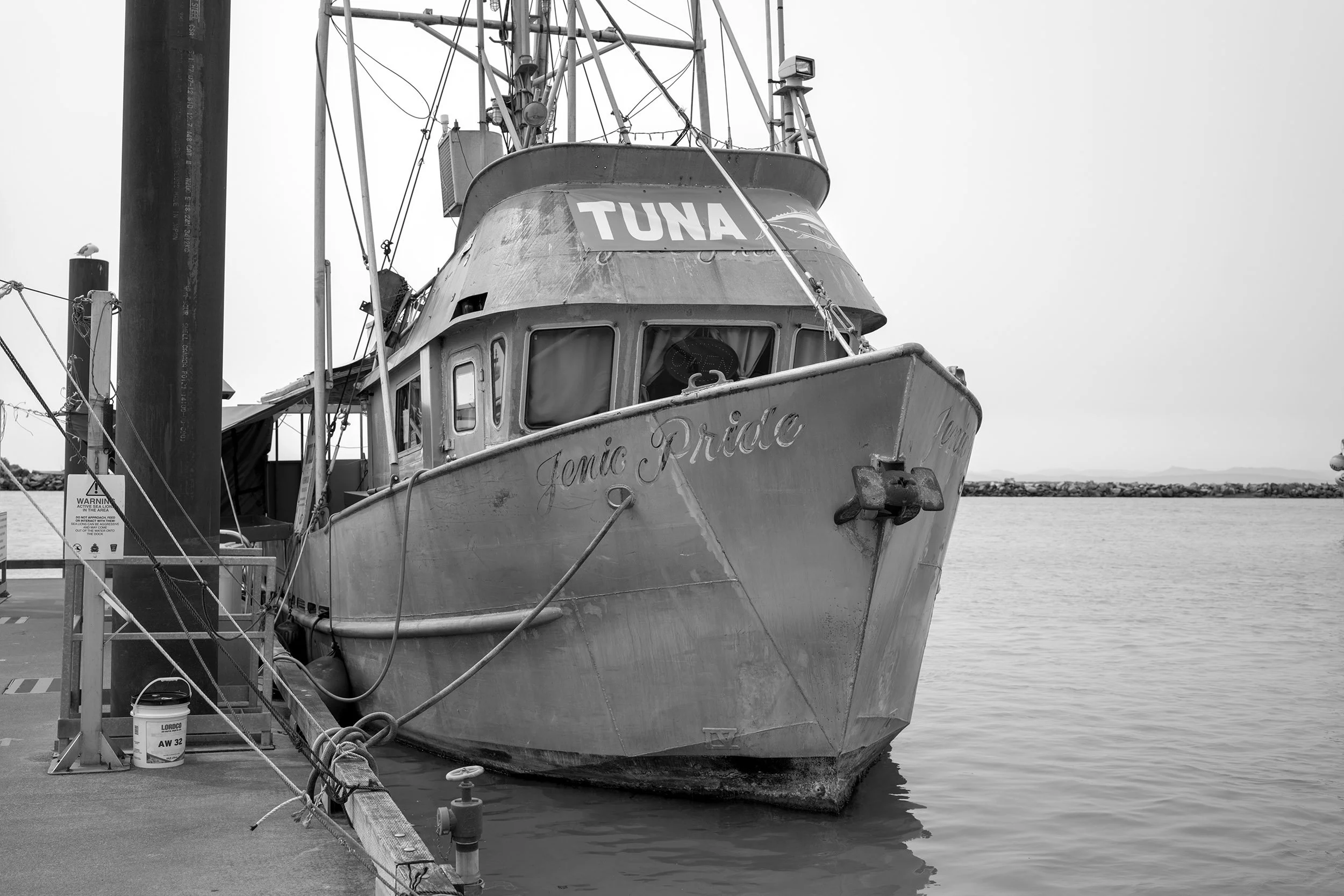 Tuna boat in Steveston. Sample image from a Sony A7R VI and Sigma 35mm f/1.4 DG II Art