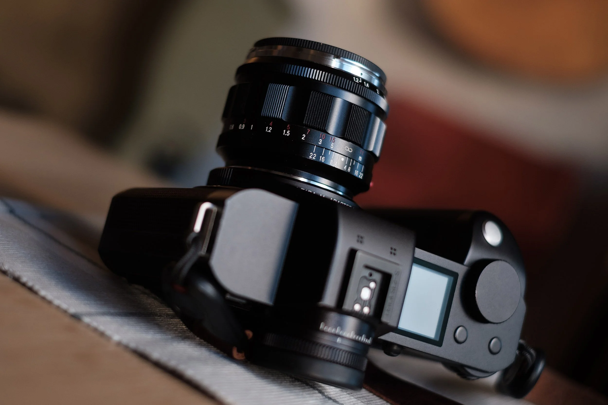 The Voigtländer Nokton 50mm f/1.2 VM on the Leica SL2-2