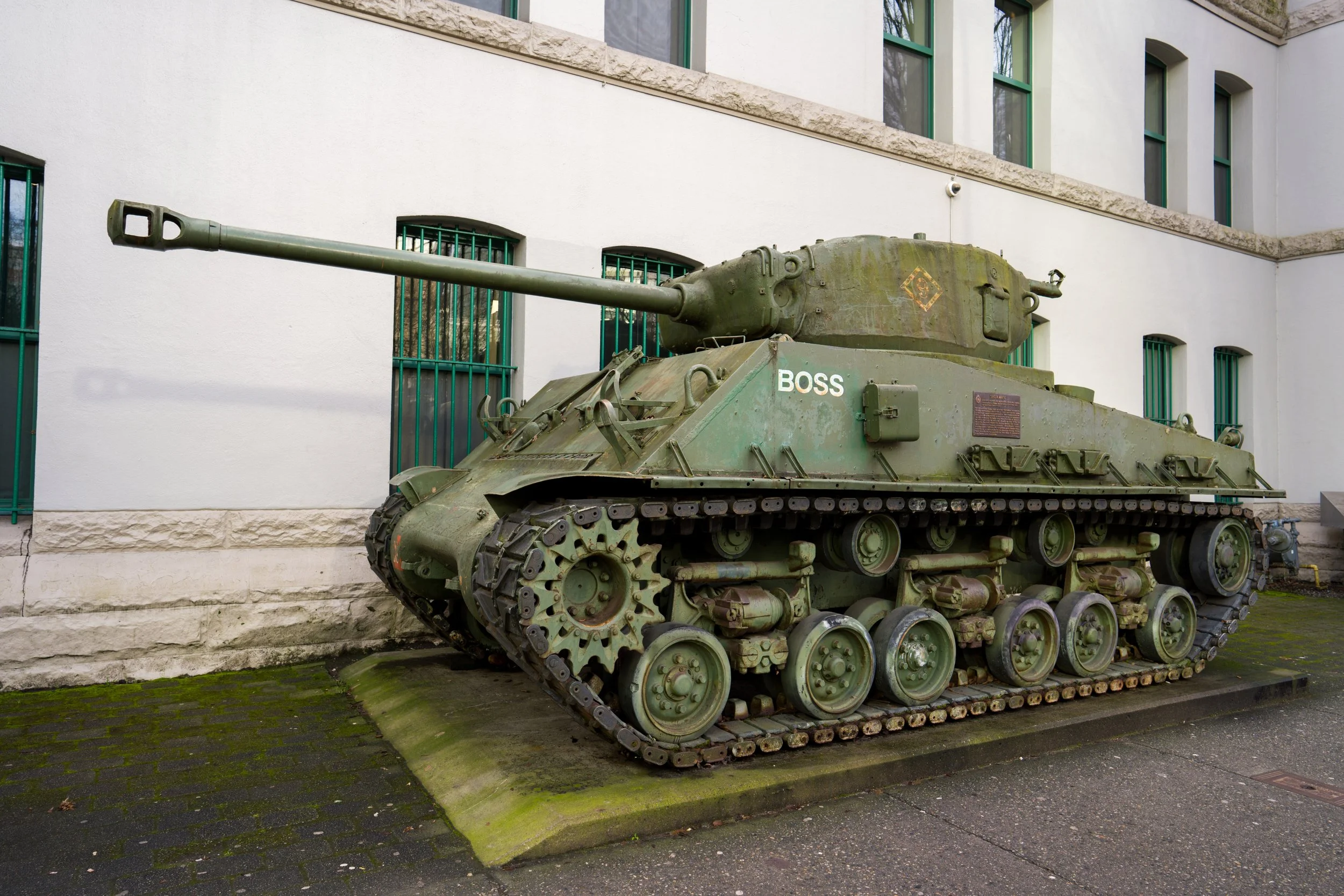 Sherman tank outside the Beatty Street Drill Hall in Vancouver. Sample image from a Sony FE 24mm f/1.4 GM and Sony A7 V.