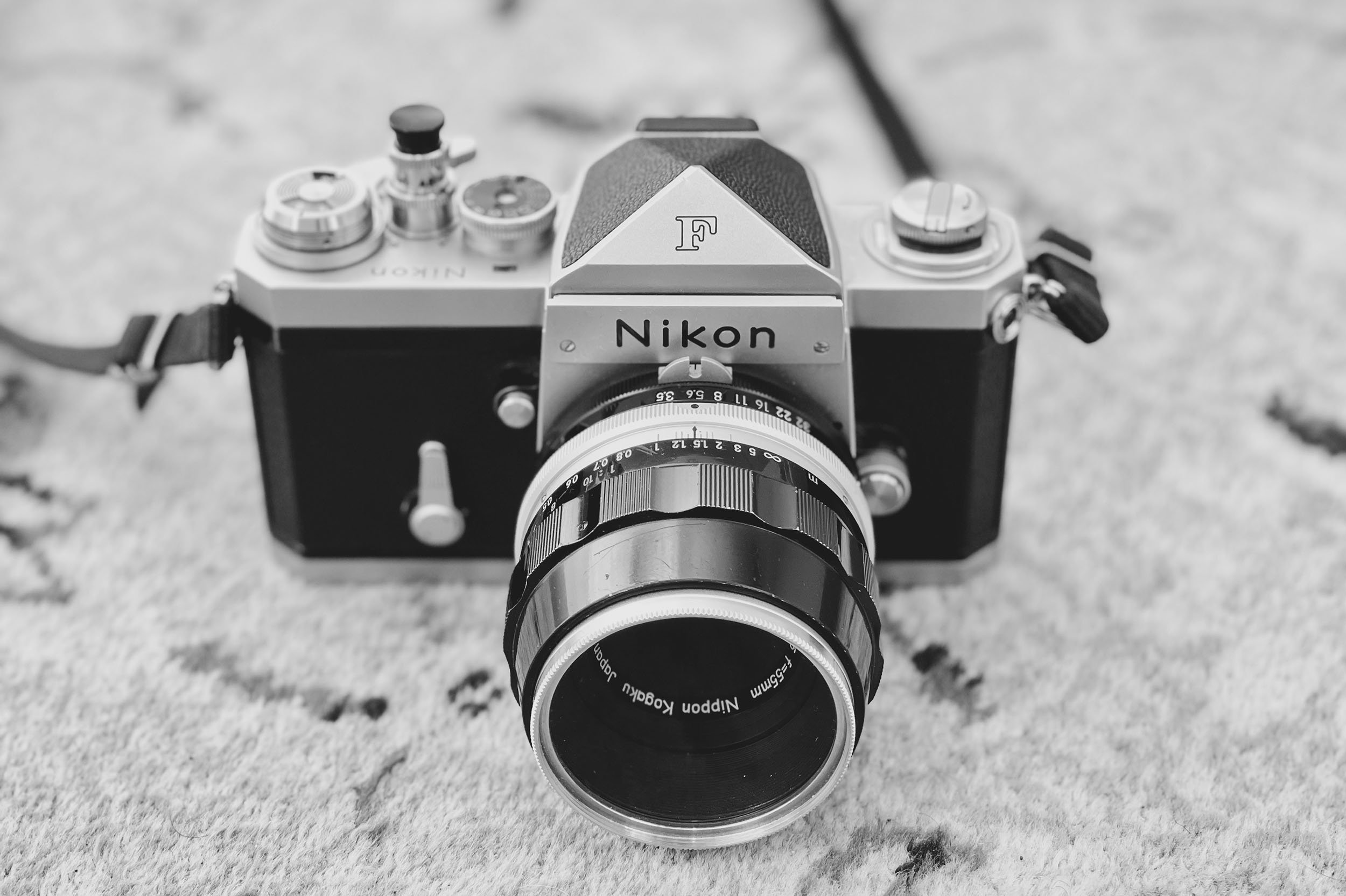 Nikon F Review | 5050 Travelog