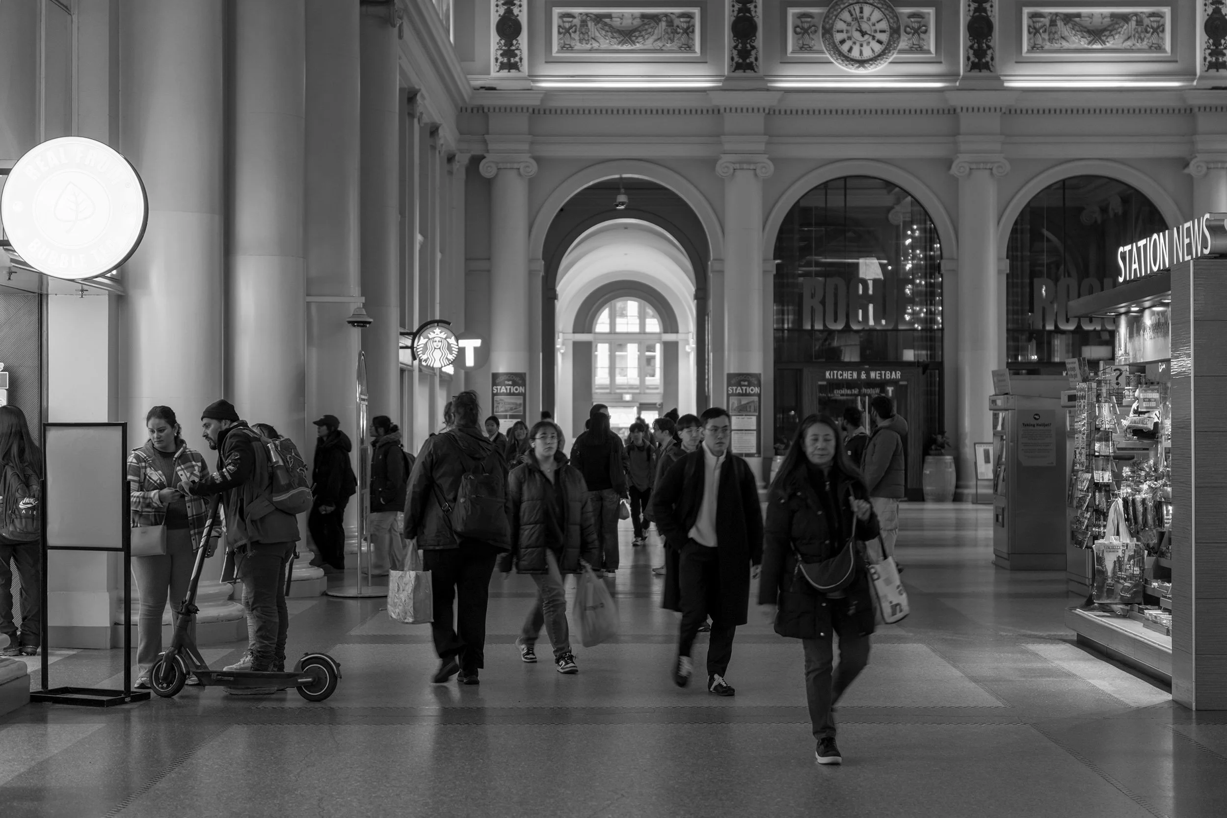 Waterfront Station in Vancouver. Sample image from a Sigma 17-40mm f/1.8 DC Art and Fujifilm X-E5.