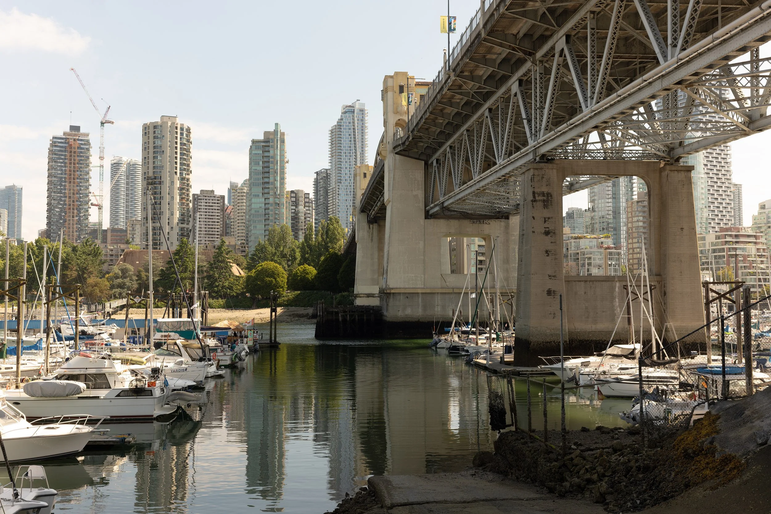 Burrard Bridge, Vancouver. Sample image from a Voigtländer Nokton Classic 35mm f/1.4 II MC and Leica SL2-S.