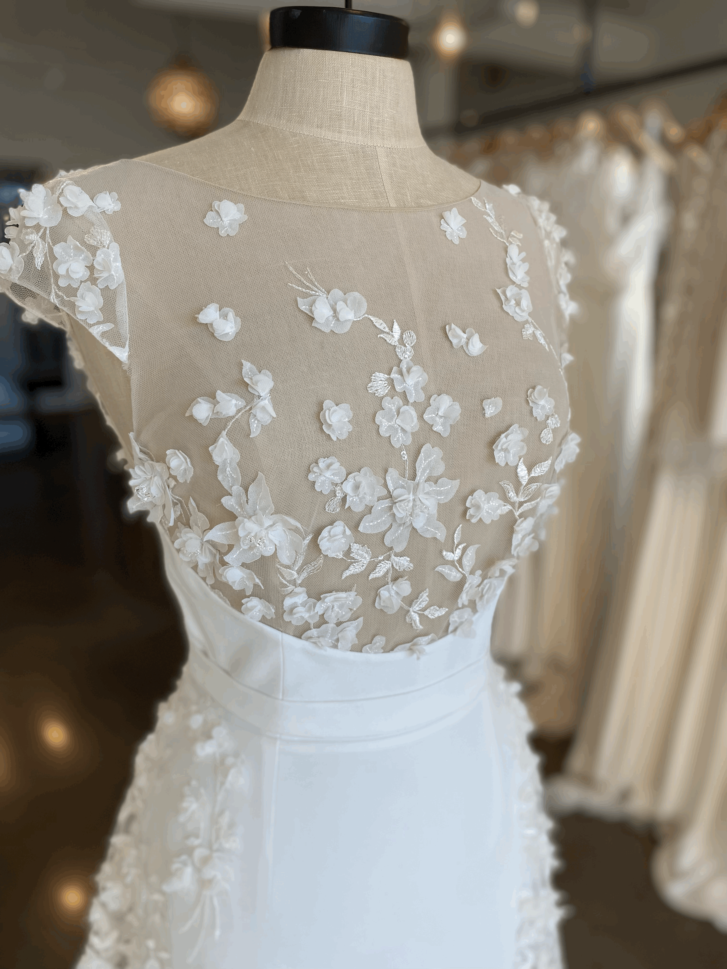 rime arodaky short wedding dress Rime Arodaky White Lace Appliqud Mini Dress Size 2 US