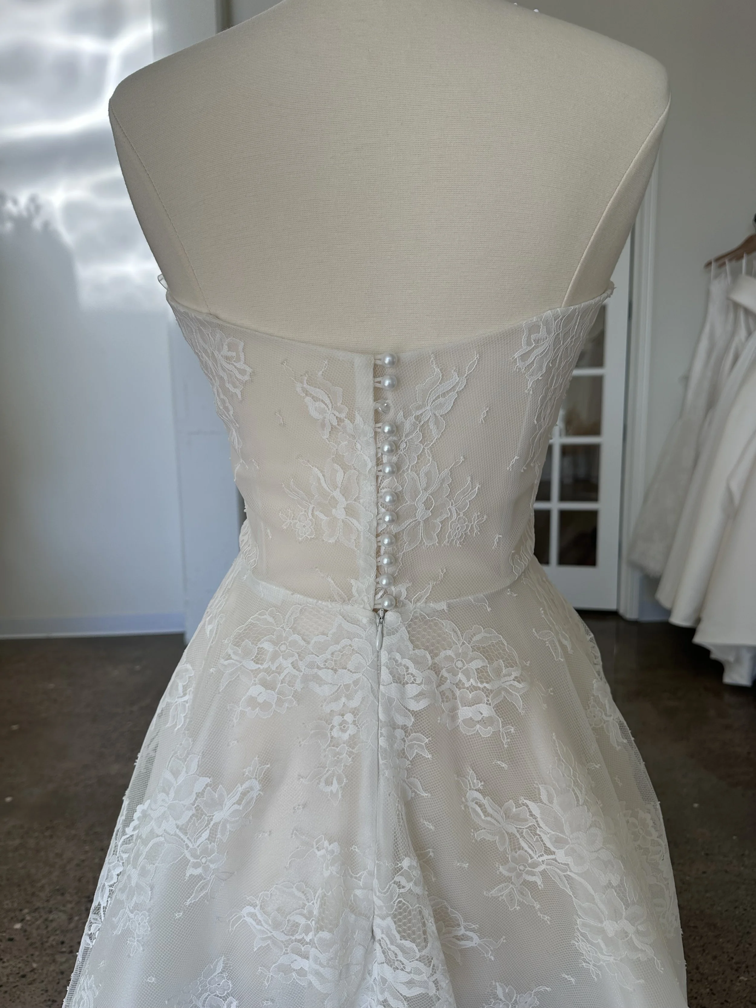 Emmanuel back close.jpeg