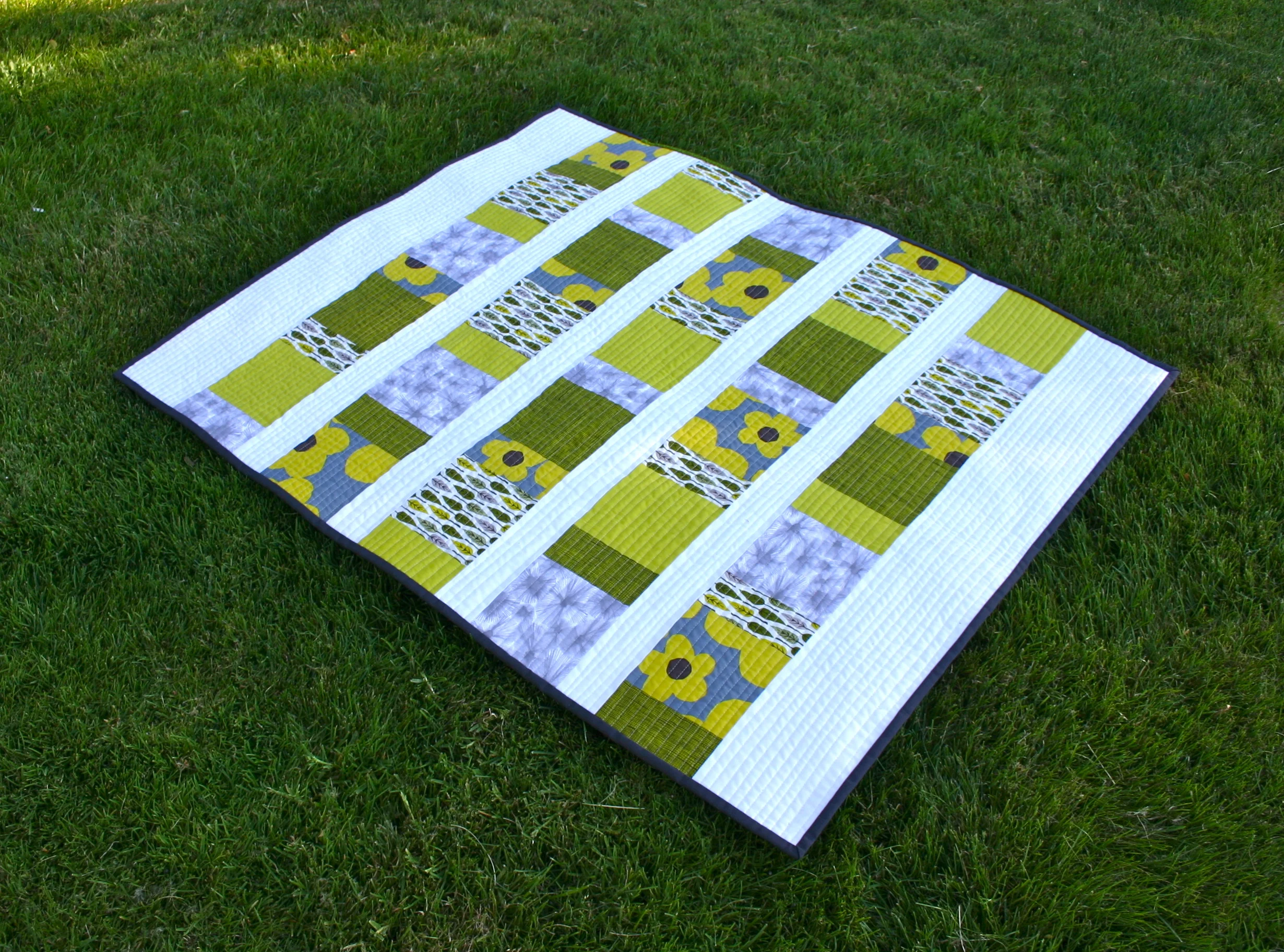 Easy Squares Baby Quilt Baby Quilt Squares Outlet - Main Image
