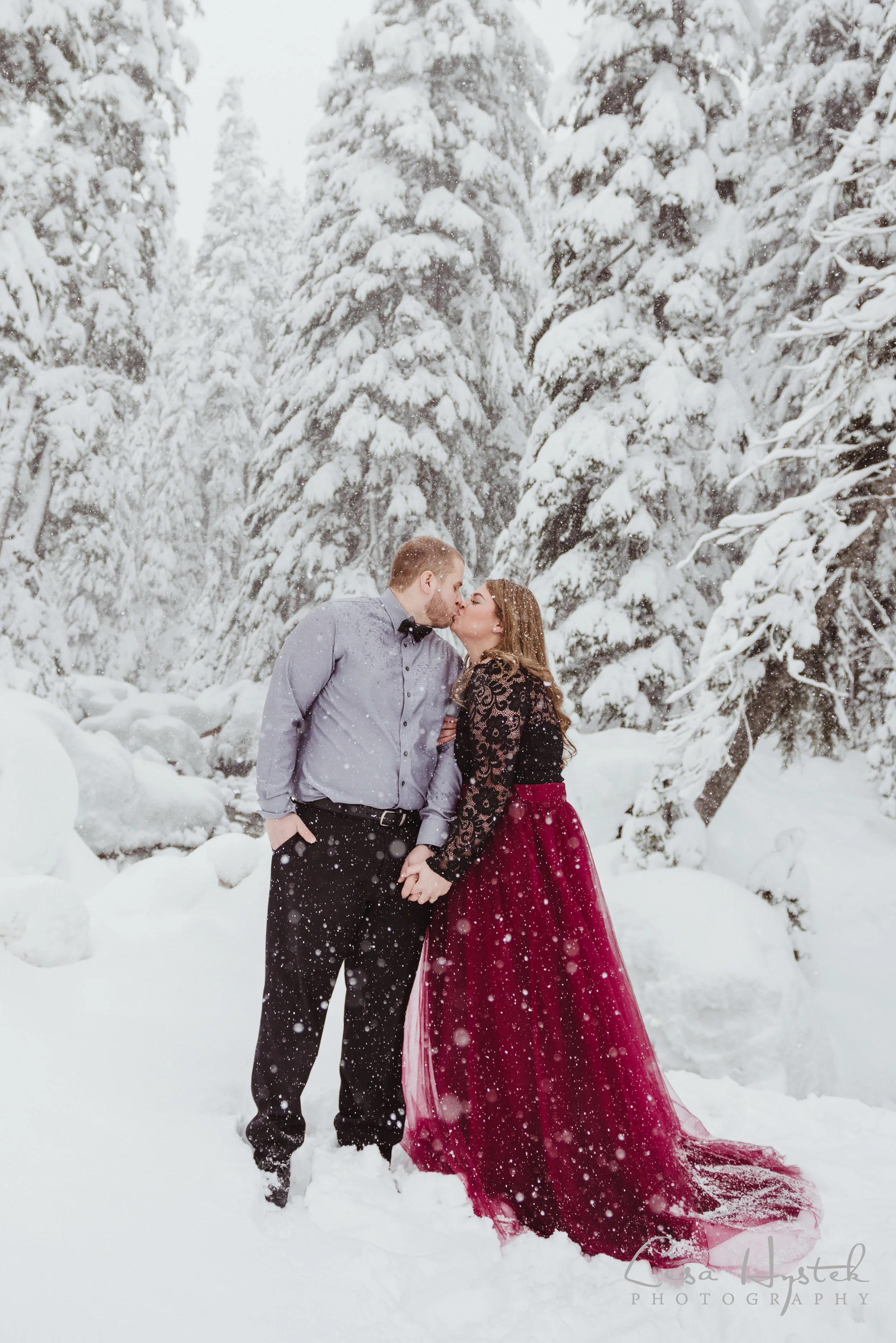 TaylorKyleSnow-18-0100.jpg