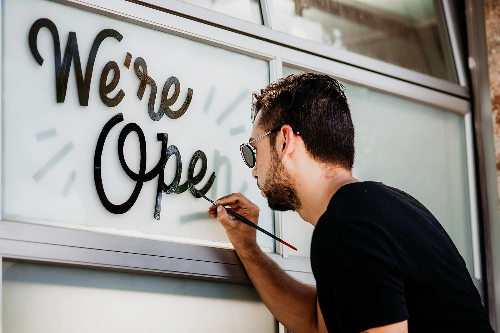 Black-Crow-Lettering-Leo-Gomez-Studio-04.jpg