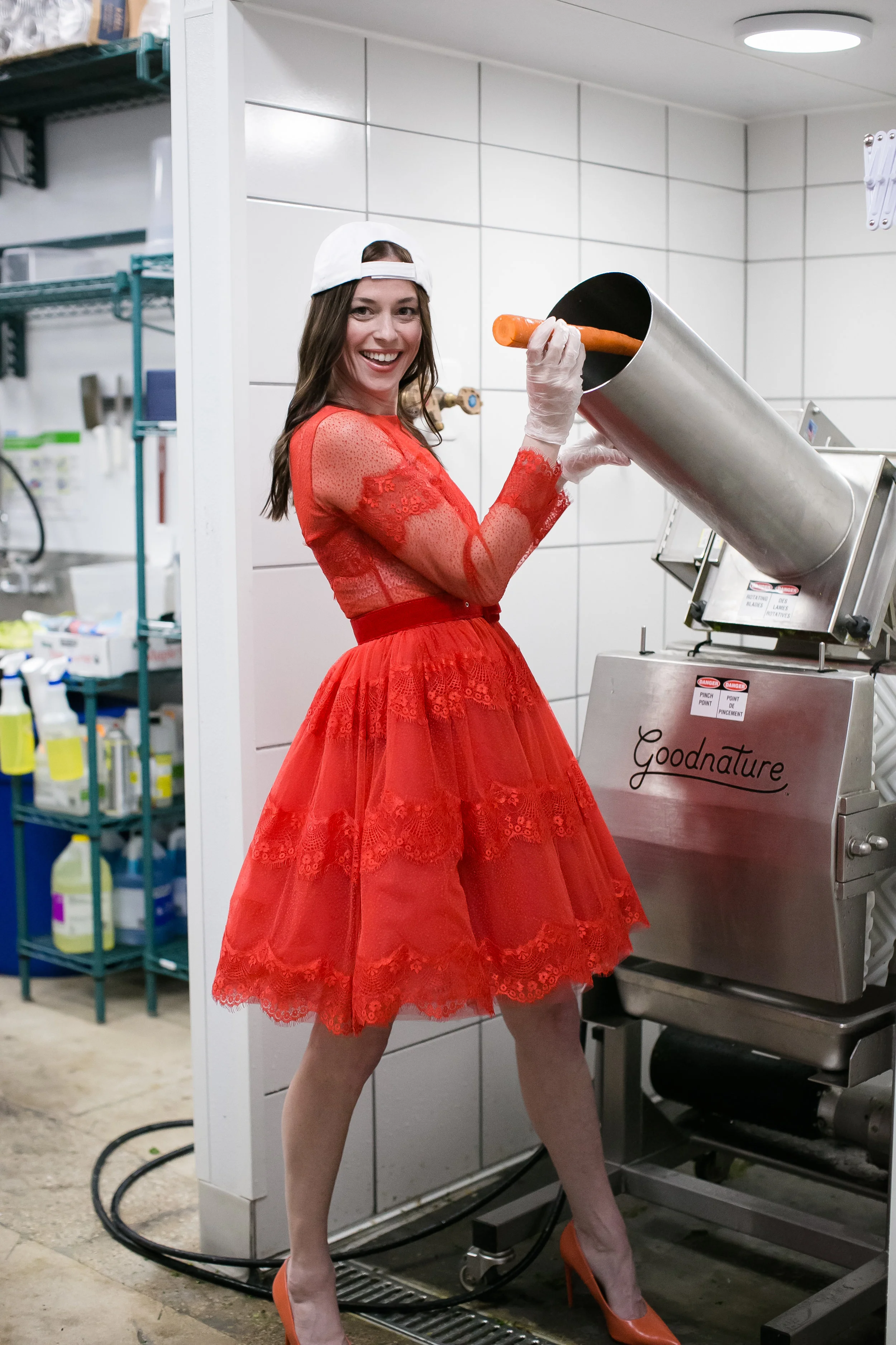 Learning how this awesome machine makes healthy juices.