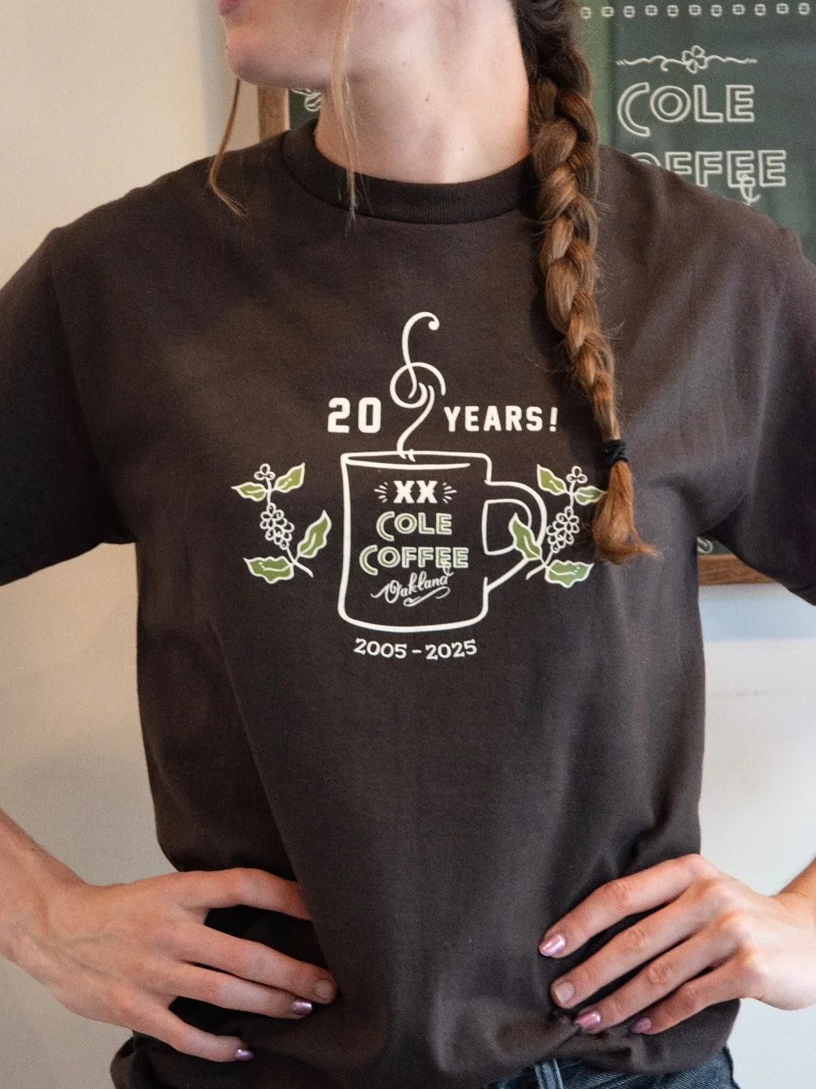 Last minute shopping? We got ya covered with our 20 Year tee, designed by good friend Nicky Ovitt. It&rsquo;s got all the Cole iconic images, lovely cream &amp; olive print on super soft brown cotton.
Don&rsquo;t forget our Holiday hours: closing ear